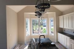 Kitchen & Eating Area